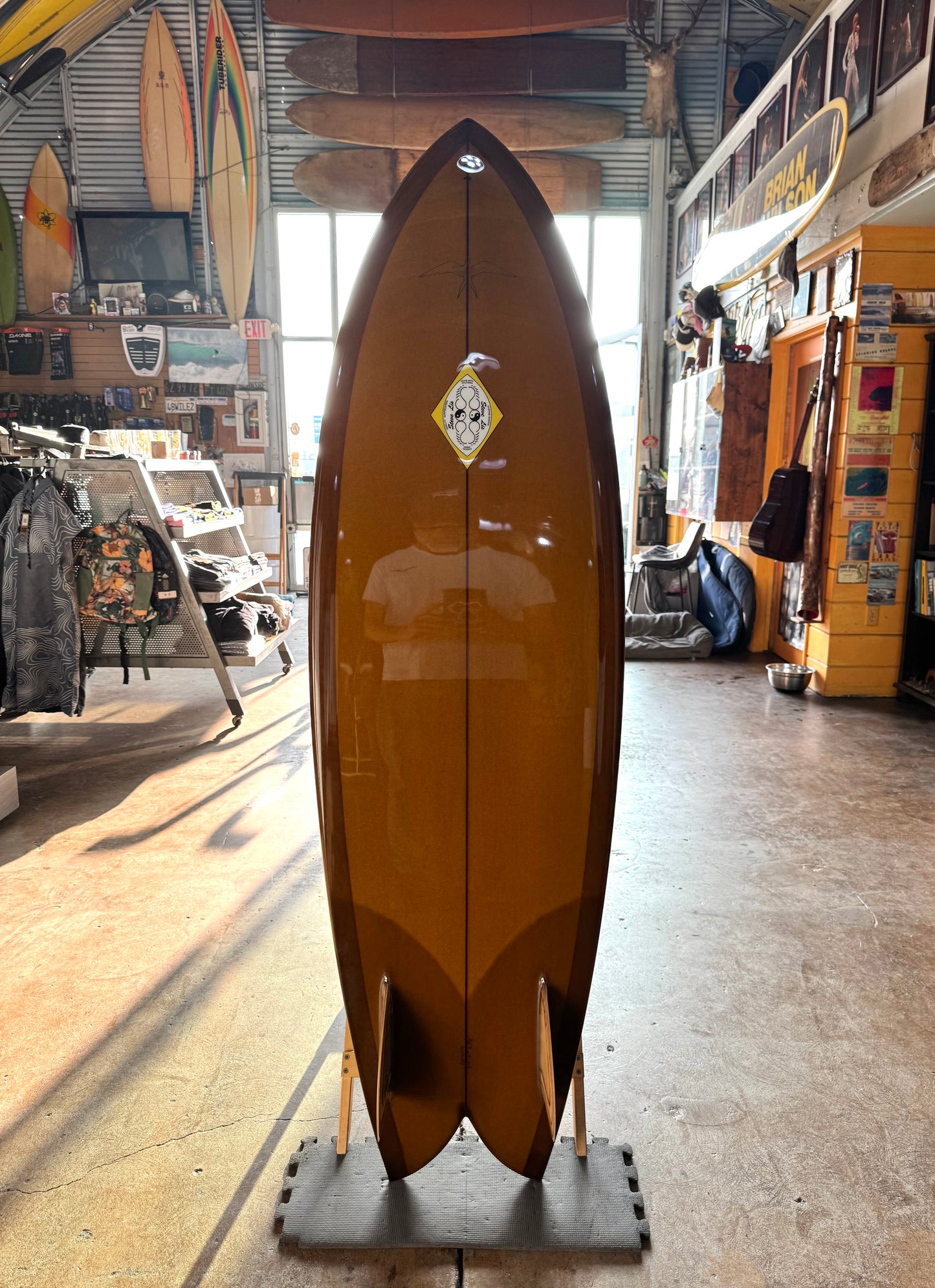 Steve Lis Fish - 6’0” Root Beer Resin Tint Gloss & Polish