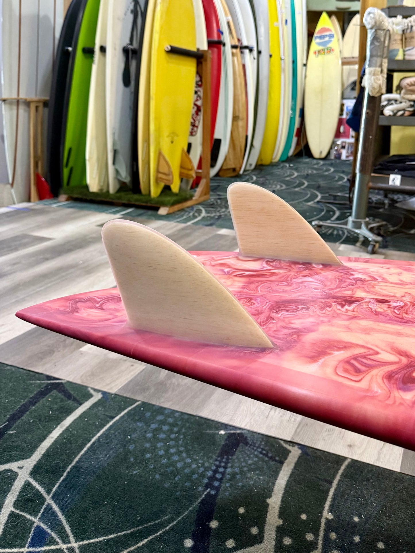 K-2946 / 5'6 TOMMY KROSS FISH