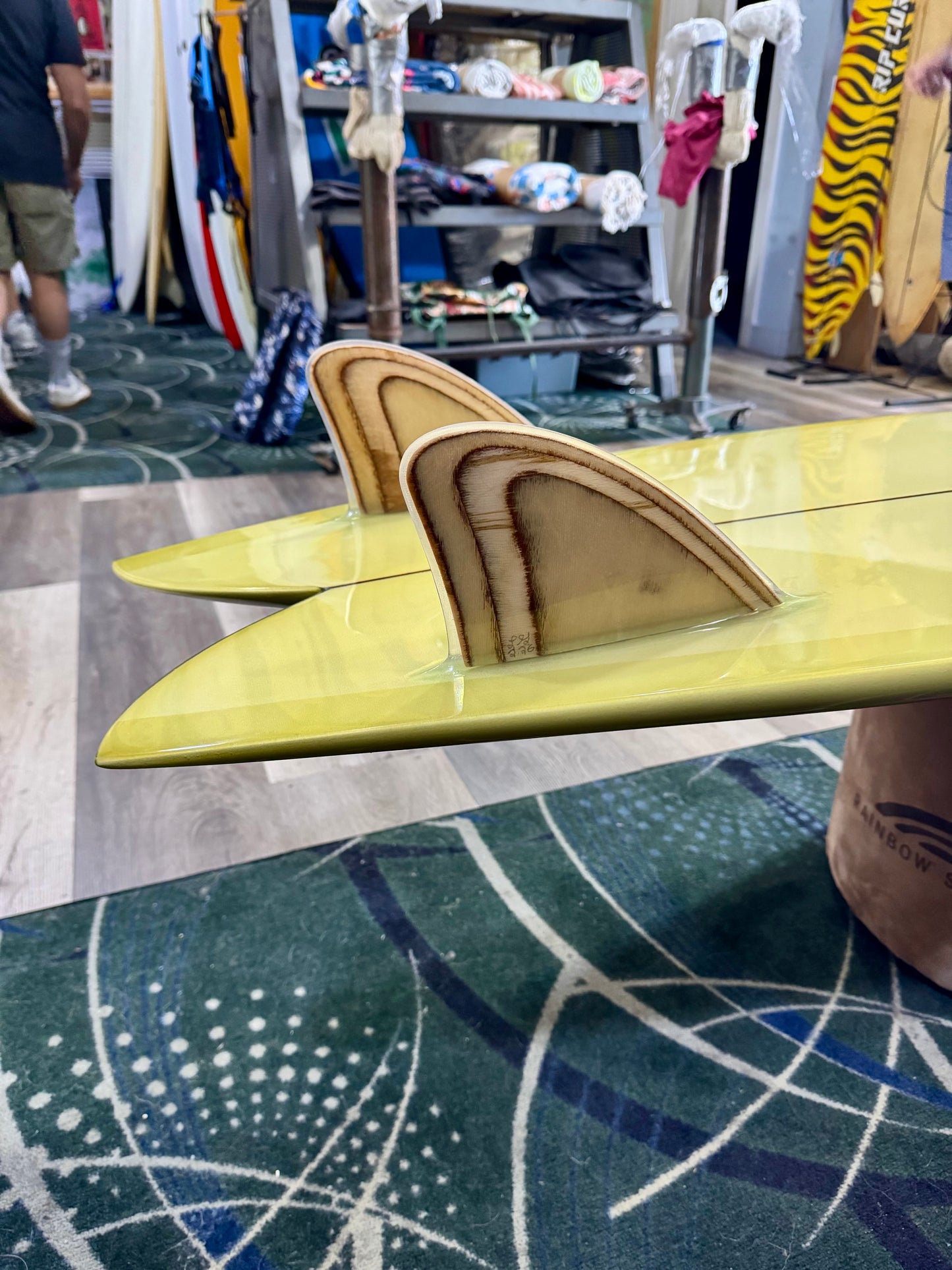 Steve Lis Designs Fish - 6'0 Dijon Mustard Resin Tint Gloss & Polish