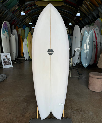 MITSVEN FISH (LIKE NEW) - 5'2