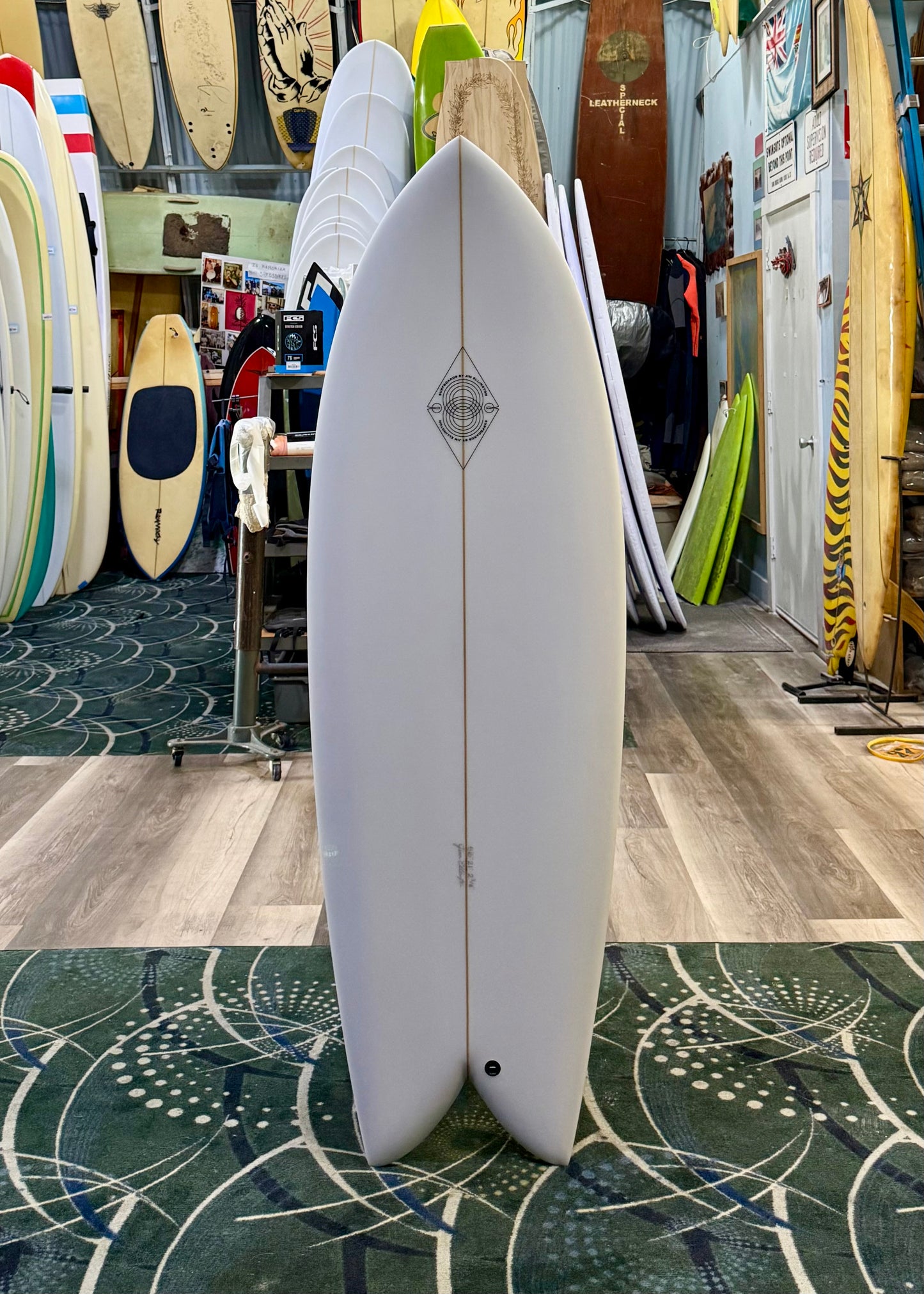 ELLINGTON - KEEL FISH : 5'6