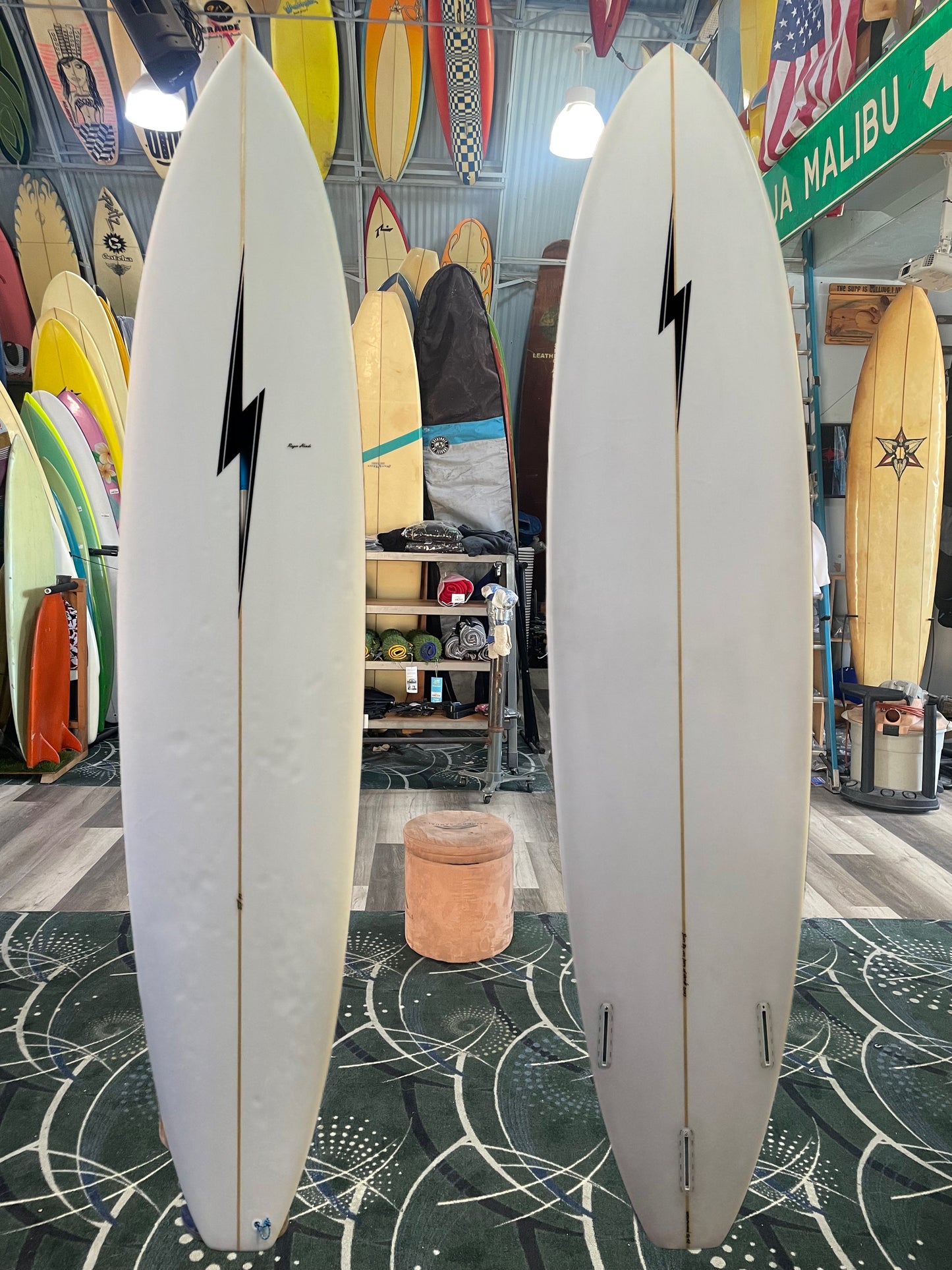 9'0 ROGER HINDS SQUASH TAIL / TRI-FIN