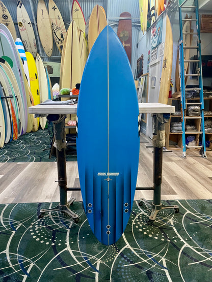 5'10 HANK WARNER 6 CHANNEL TRI FIN