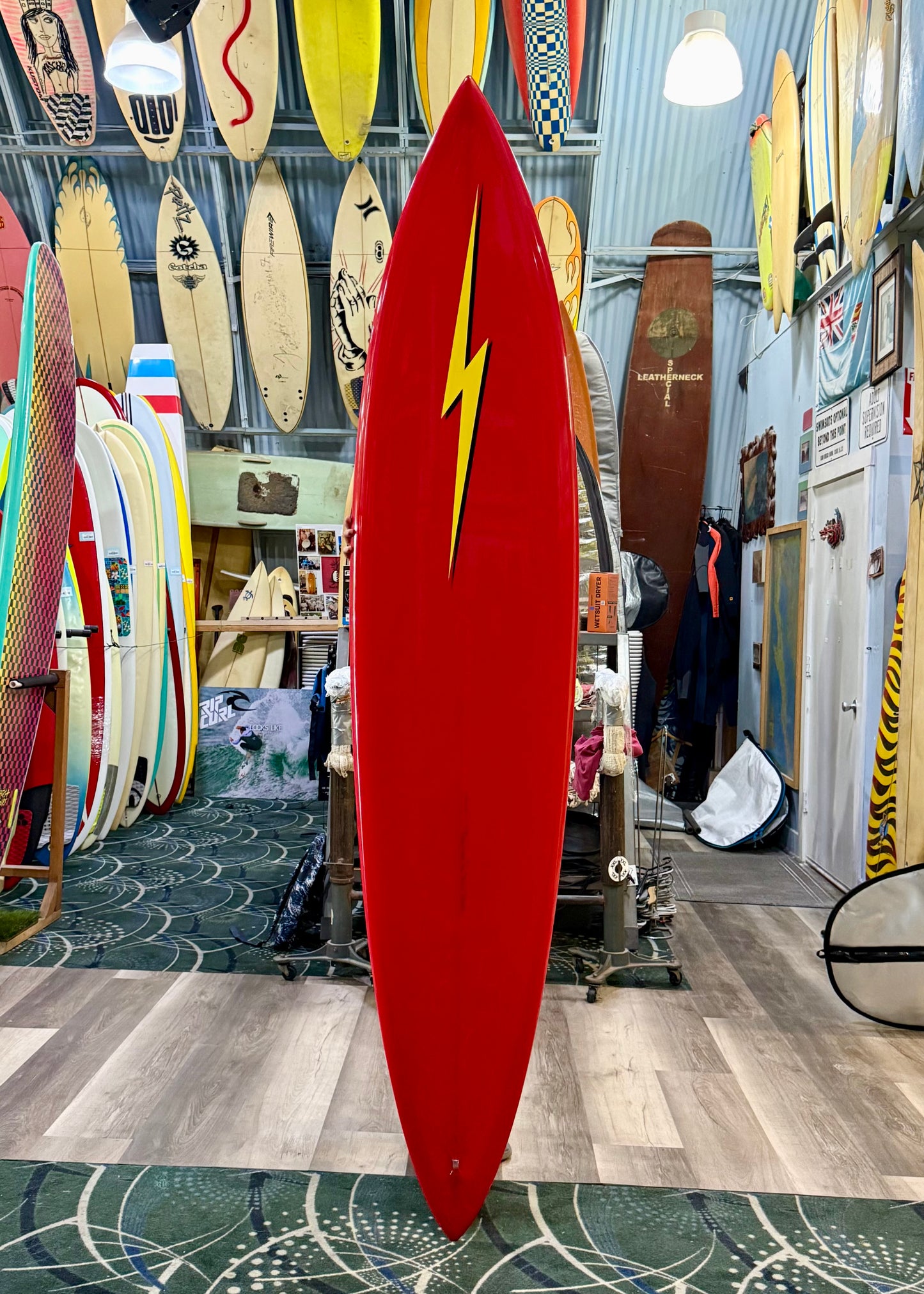 8'0 RAWSON LIGHTING BOLT