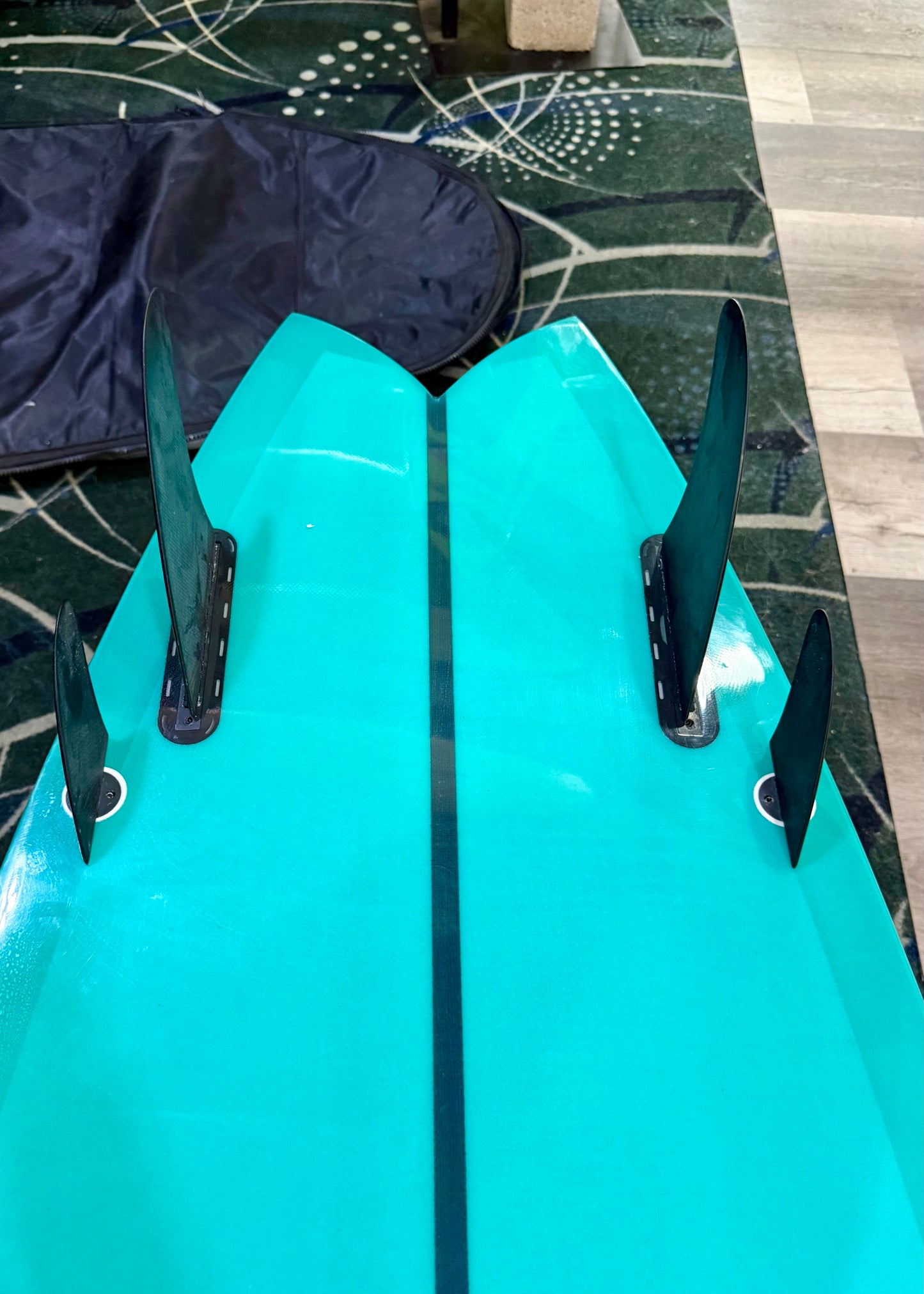 USED 8'6 HAPPY BATTLE TWINZER FISH W/FINS
