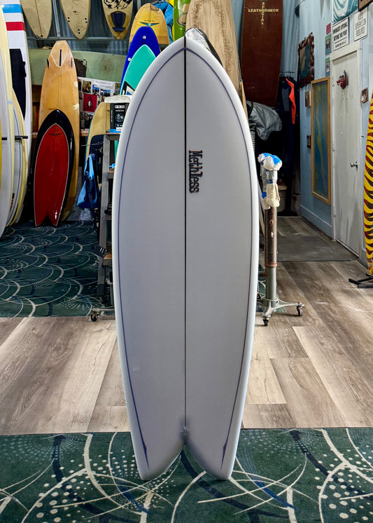 5'6 METHLESS FISH W/ GLASS ON KEELS J-2956