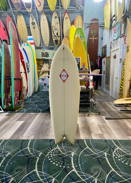 Steve Lis Designs Fish - 5'8 Cream Opaque Tint Deck on Clear Bottom / Gloss & Polish