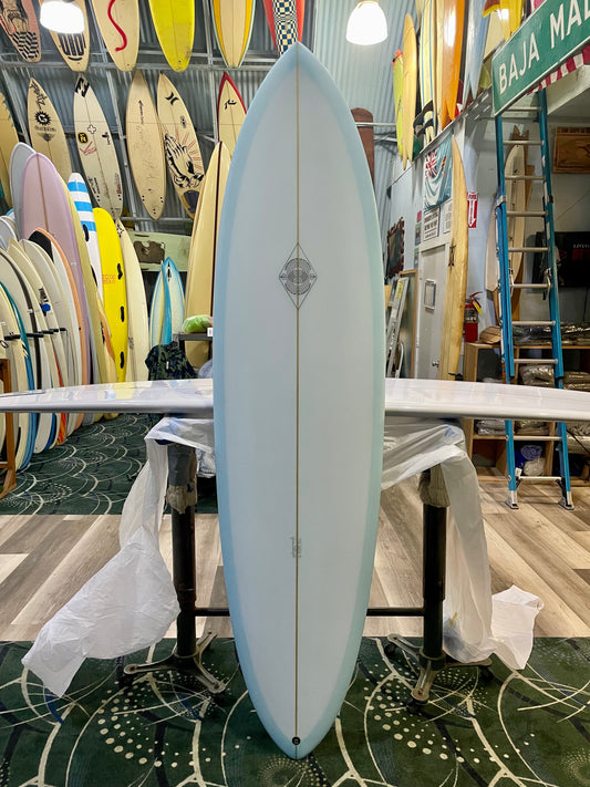 ELLINGTON - MISSING LINK : 7'6 ICE BLUE RESIN TINT