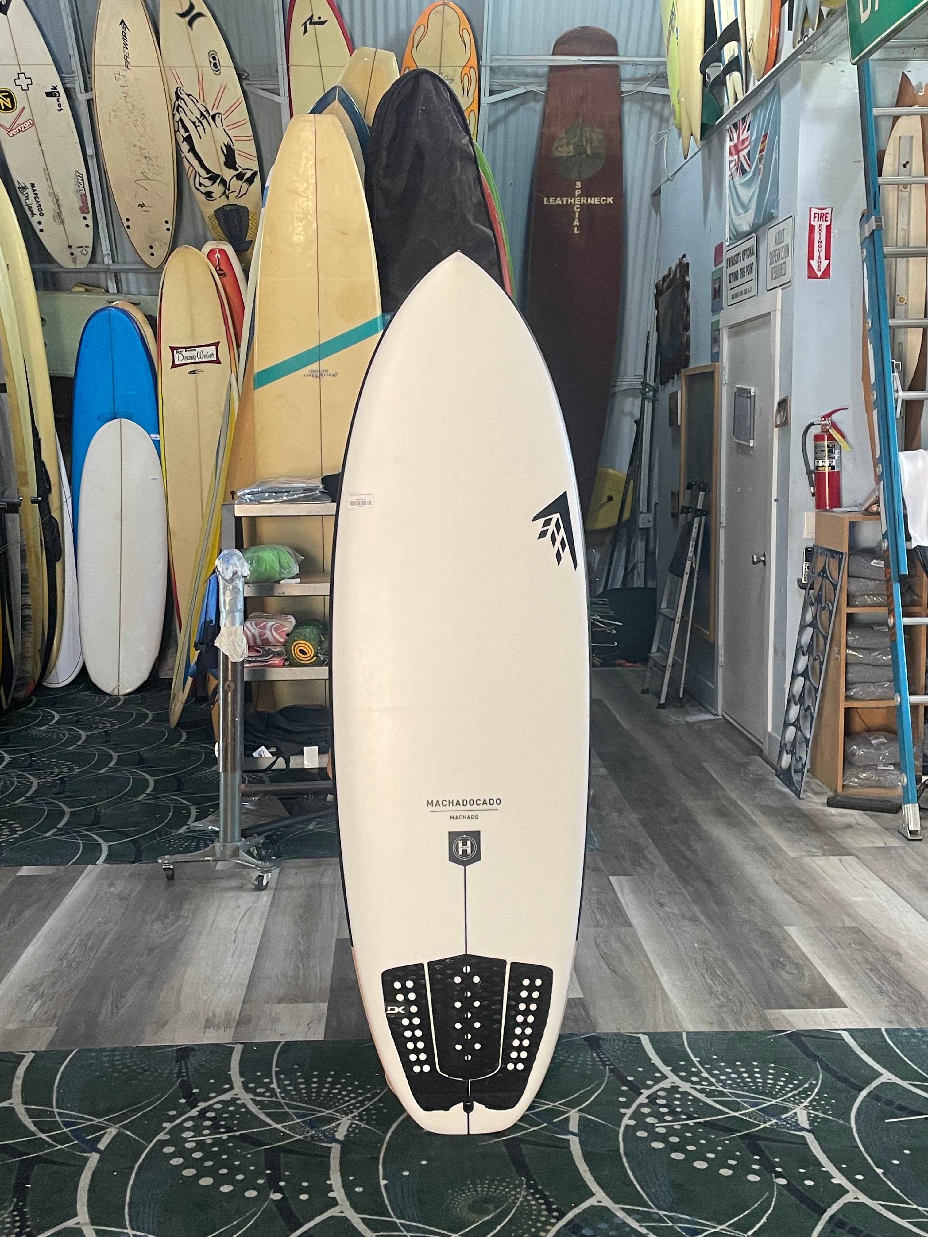 xenosurfboard ミニミッド グアダルーペ マリア xenosurfboard