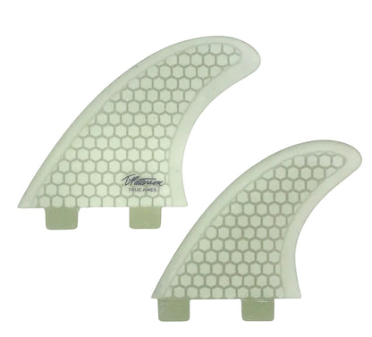 Two surfboard fins with a honeycomb pattern on a white background, featuring the '4 FIN SET' and 'True Ames' branding.